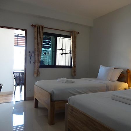 Rena House Chiang Mai Hotel Buitenkant foto