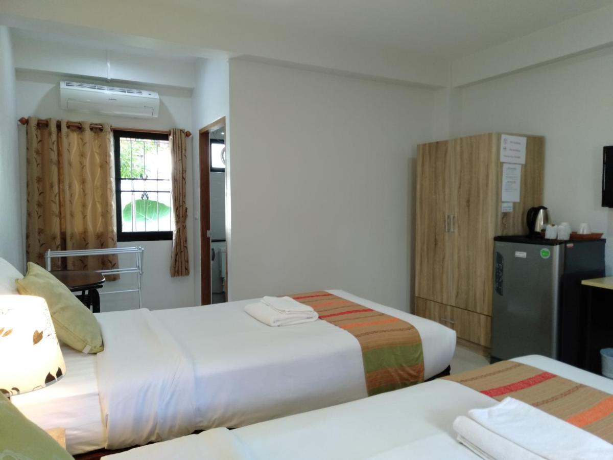 Rena House Chiang Mai Hotel Buitenkant foto